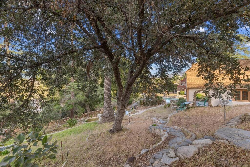 The Magic Castle Apartment Santa Clarita Exterior photo